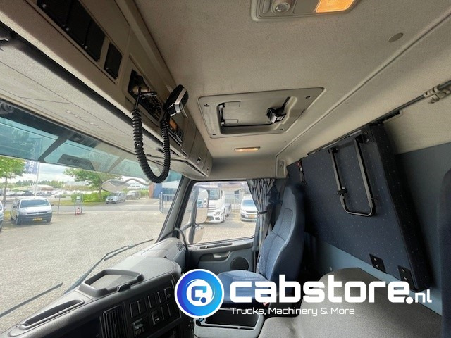 Closed box van Volvo FM9 4X2R FAL9.0 RAD-A4  Volvo FM300 4x2 Euro 5 bakwagen - Schuifzeilen - Laadklep 2000 kg - Bouwjaar 2008 - Kooi-Aap heftruck: picture 13