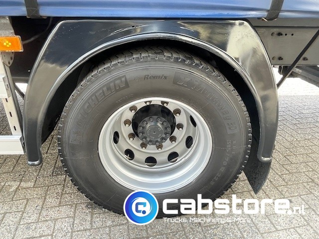 Closed box van Volvo FM9 4X2R FAL9.0 RAD-A4  Volvo FM300 4x2 Euro 5 bakwagen - Schuifzeilen - Laadklep 2000 kg - Bouwjaar 2008 - Kooi-Aap heftruck: picture 18