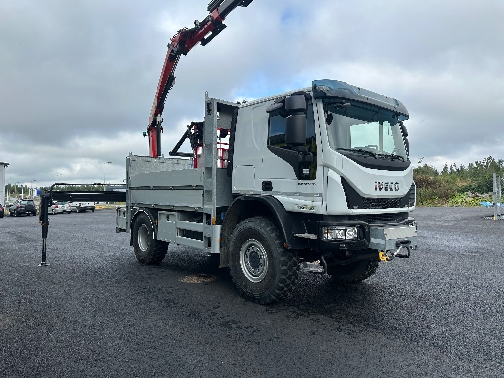 Iveco Eurocargo ML150E28 4x4 sähkölaitos varustein - Crane truck: picture 2 Iveco Eurocargo ML150E28 4x4 sähkölaitos varustein - Crane truck: picture 2