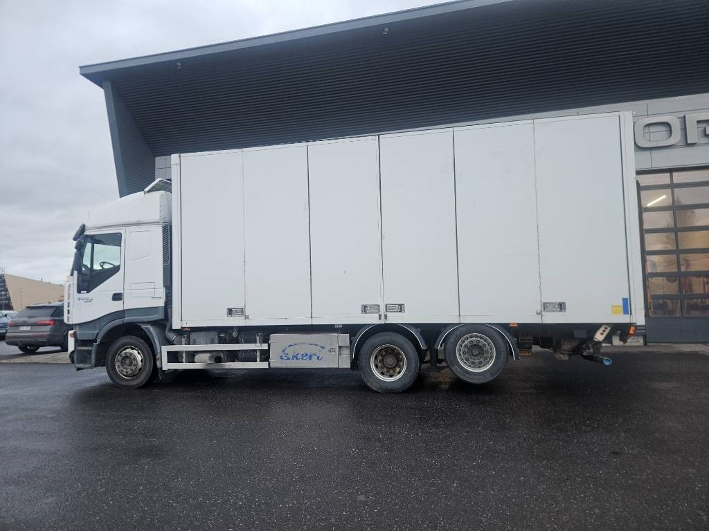 Iveco Stralis 6x2  - Box truck: picture 5 Iveco Stralis 6x2  - Box truck: picture 5