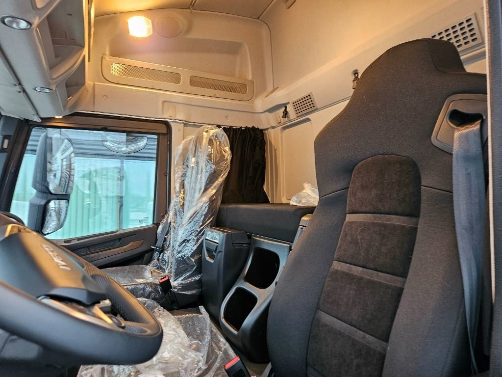 Iveco TWay AT410T54 10X4 metsäkoneritilä - Logging truck: picture 5 Iveco TWay AT410T54 10X4 metsäkoneritilä - Logging truck: picture 5