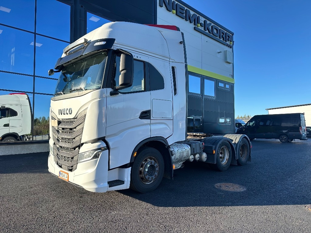 Iveco S-Way AS440X57 TZ/P 6x4 HCT - Tractor truck: picture 1 Iveco S-Way AS440X57 TZ/P 6x4 HCT - Tractor truck: picture 1