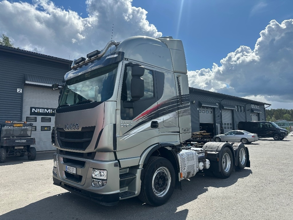 Iveco Stralis AS440S560 6x2 - Tractor truck: picture 1 Iveco Stralis AS440S560 6x2 - Tractor truck: picture 1