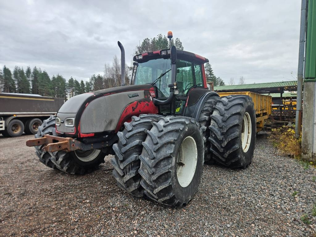 Valtra T 170  - Farm tractor: picture 1 Valtra T 170  - Farm tractor: picture 1