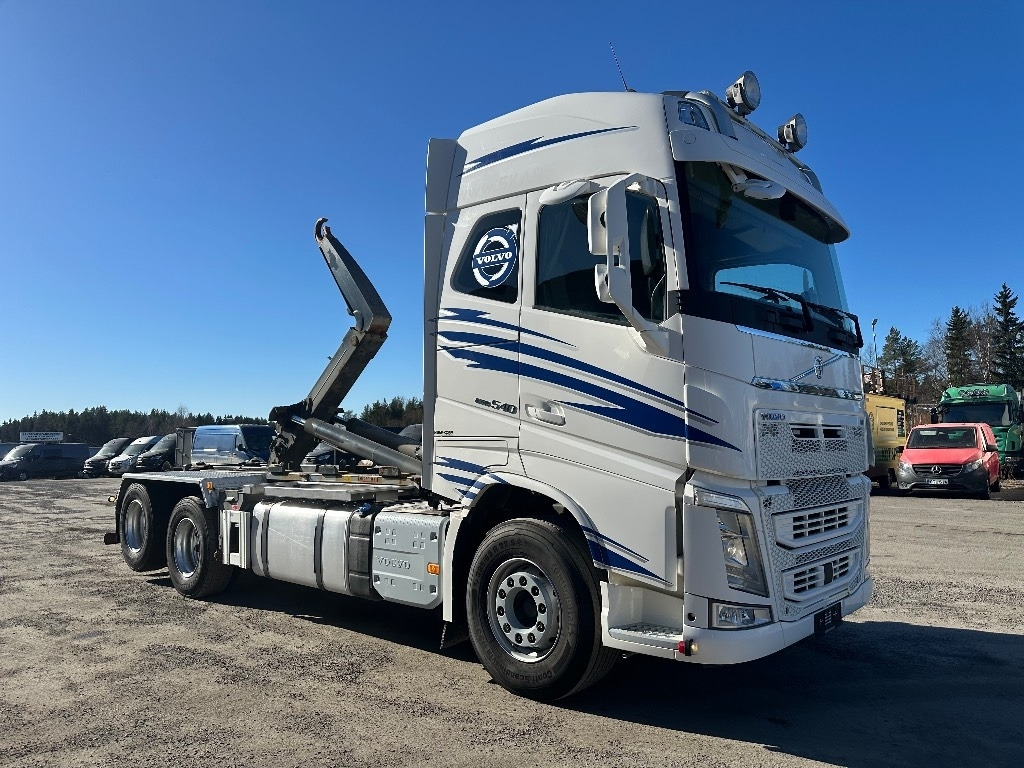 Volvo FH13 540 6X4*4 - Hook lift truck: picture 3 Volvo FH13 540 6X4*4 - Hook lift truck: picture 3