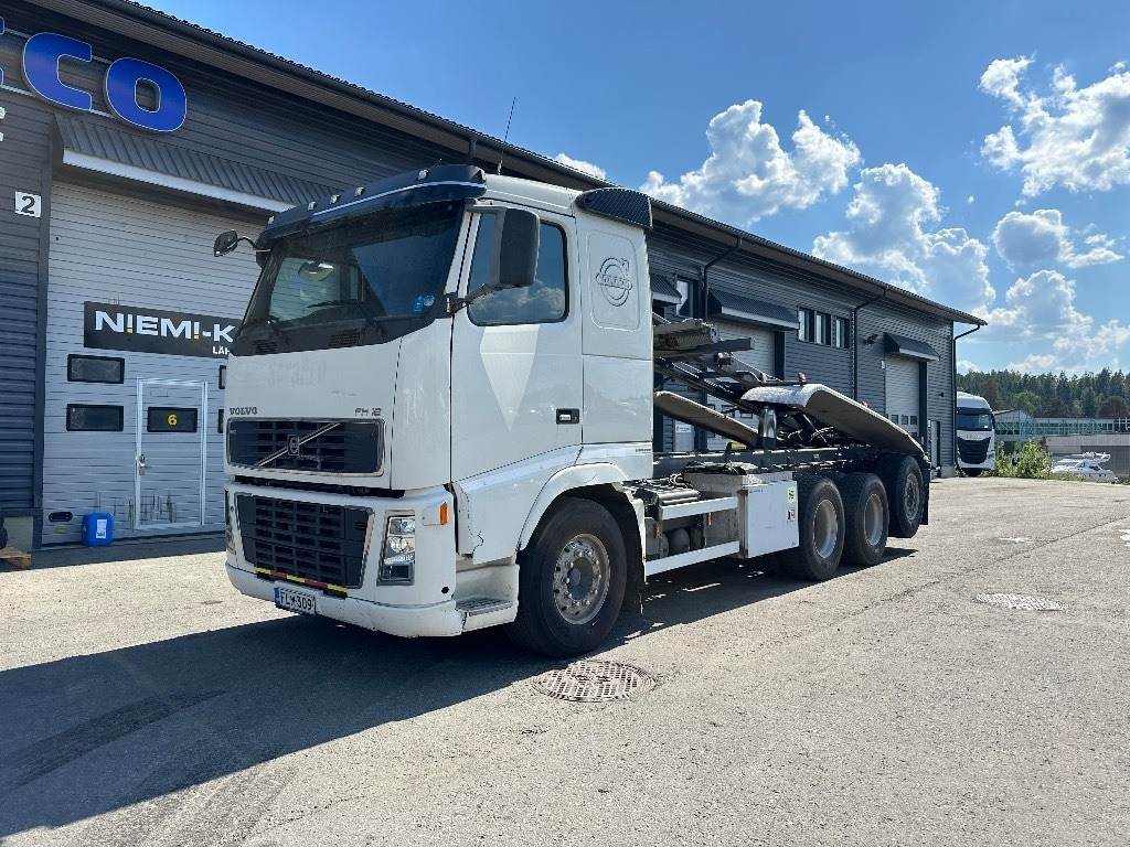 Volvo FH16 540 8x4*4 - Cable system truck: picture 1 Volvo FH16 540 8x4*4 - Cable system truck: picture 1