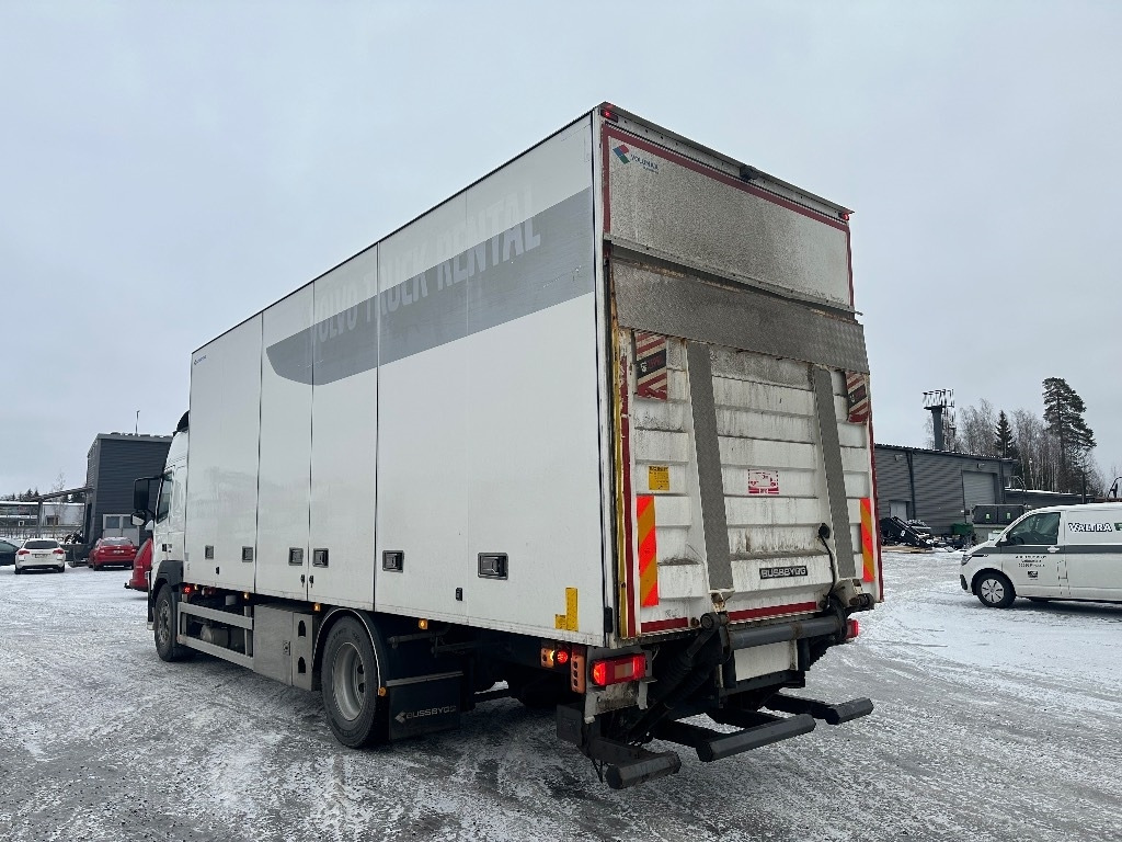 Volvo FM 330 - Refrigerator truck: picture 4 Volvo FM 330 - Refrigerator truck: picture 4