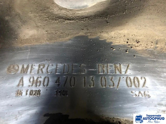 Mercedes-Benz MP4 Dieseltank A 960 470 13 03 / 002 - Fuel tank for Truck: picture 1 Mercedes-Benz MP4 Dieseltank A 960 470 13 03 / 002 - Fuel tank for Truck: picture 1