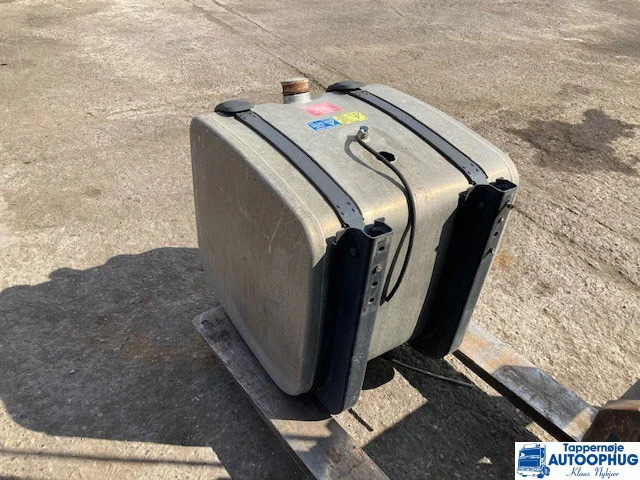 Scania Brandstof tank P/N: 1517304 / 1871188 - Fuel tank for Truck: picture 2 Scania Brandstof tank P/N: 1517304 / 1871188 - Fuel tank for Truck: picture 2