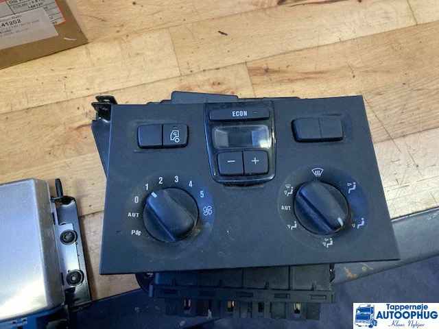 Scania ECU GMS P/N: 2148226 / 2559113 - ECU for Truck: picture 3 Scania ECU GMS P/N: 2148226 / 2559113 - ECU for Truck: picture 3