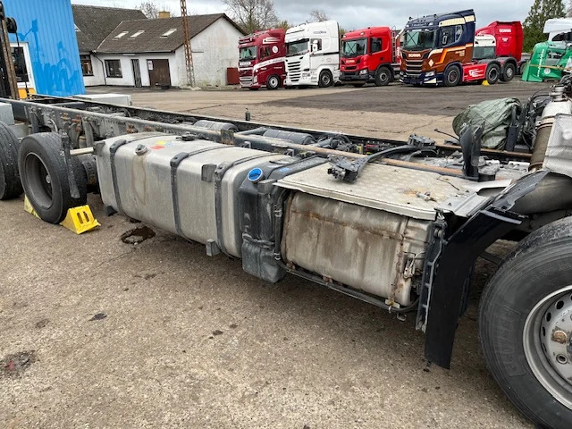 Scania S590 6X2 - Cab chassis truck: picture 3 Scania S590 6X2 - Cab chassis truck: picture 3