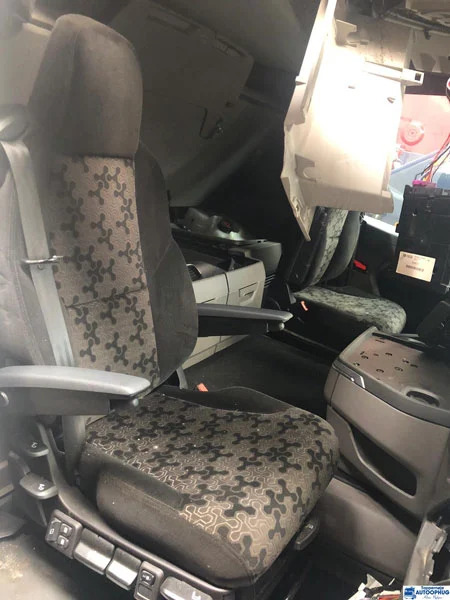 Scania Sæder P/N : 2601039 – 2601040 - Body and exterior for Truck: picture 1 Scania Sæder P/N : 2601039 – 2601040 - Body and exterior for Truck: picture 1