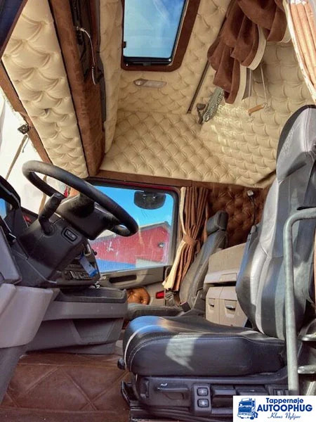 Scania R450 4X2 speciel interior - Tractor truck: picture 4 Scania R450 4X2 speciel interior - Tractor truck: picture 4