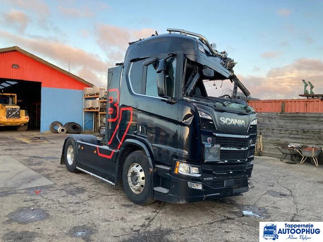 Scania R650 4X2 - Tractor truck: picture 1 Scania R650 4X2 - Tractor truck: picture 1