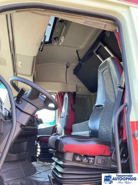 Cab chassis truck Volvo FH540 6X4: picture 6 Cab chassis truck Volvo FH540 6X4: picture 6