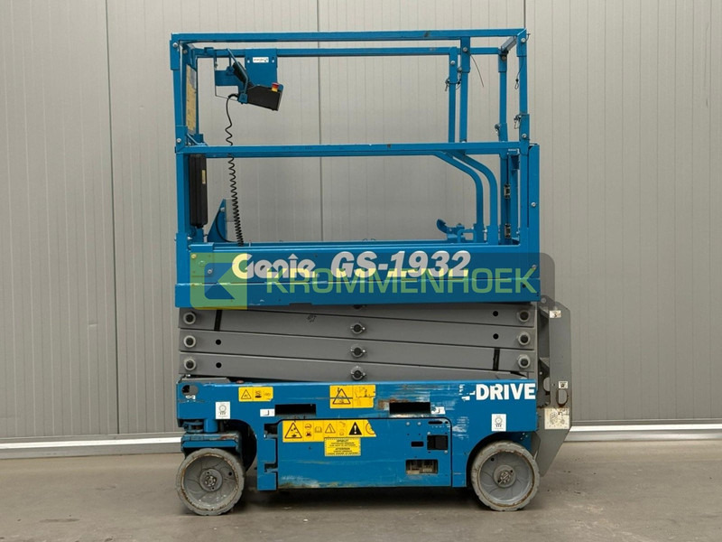 Genie GS 1932 E-drive - Scissor lift: picture 1 Genie GS 1932 E-drive - Scissor lift: picture 1