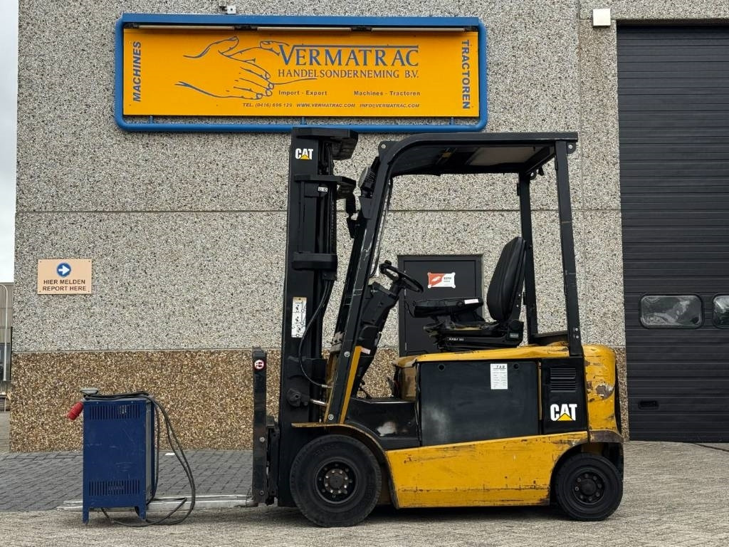 CAT EP25K, forklift, 2009!! - Electric forklift: picture 3 CAT EP25K, forklift, 2009!! - Electric forklift: picture 3