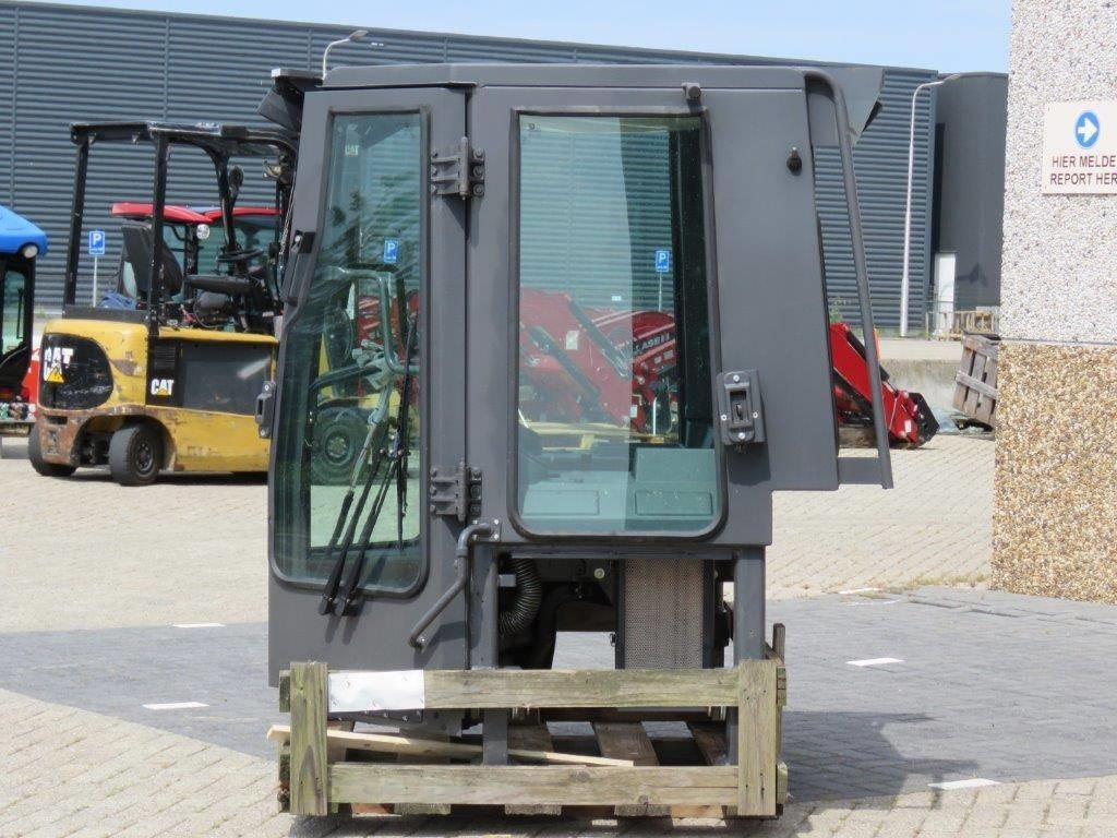 CNH Kabine - CNH CE - 87317280 - Cab for Agricultural machinery: picture 5 CNH Kabine - CNH CE - 87317280 - Cab for Agricultural machinery: picture 5