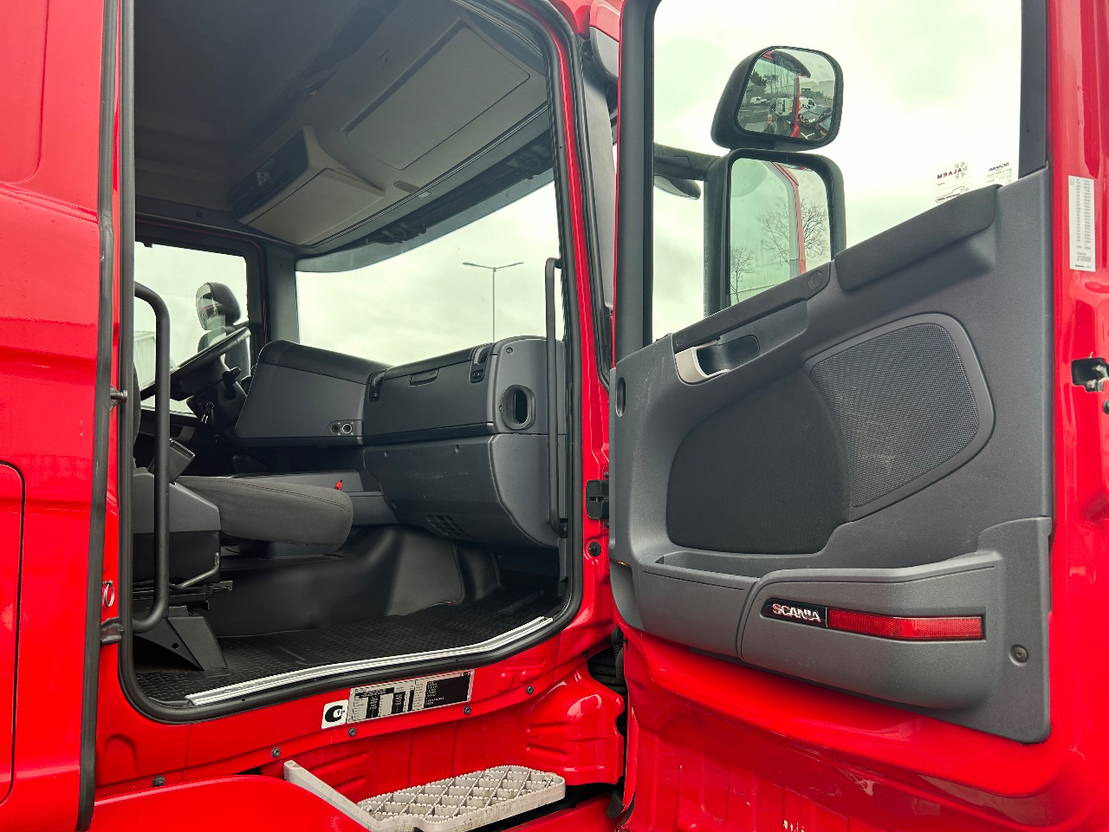 Scania R580 V8 R580 v8 Topline Retarder Full Airsuspension Double Glass - Tractor truck: picture 3 Scania R580 V8 R580 v8 Topline Retarder Full Airsuspension Double Glass - Tractor truck: picture 3