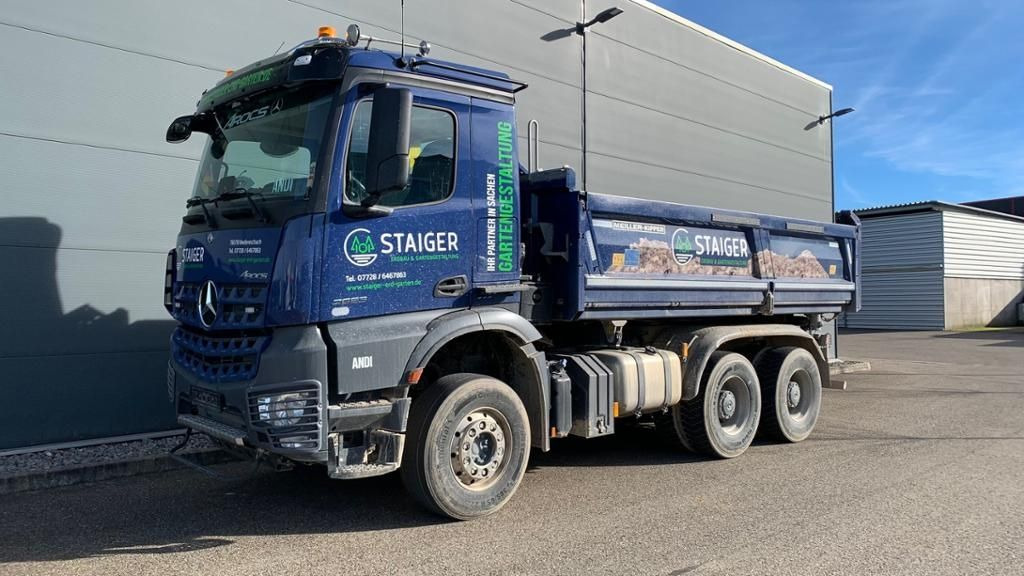 Mercedes-Benz Arocs AHK AUT Kam. KlimaA LM Massage Navi - Tipper: picture 1 Mercedes-Benz Arocs AHK AUT Kam. KlimaA LM Massage Navi - Tipper: picture 1