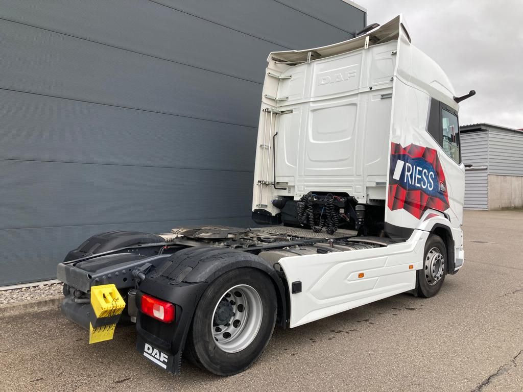 DAF XG 480 FT LED Intarder Kamera Hydraulik DAF XG 480 FT LED Intarder Kamera Hydraulik - Tractor truck: picture 3 DAF XG 480 FT LED Intarder Kamera Hydraulik DAF XG 480 FT LED Intarder Kamera Hydraulik - Tractor truck: picture 3