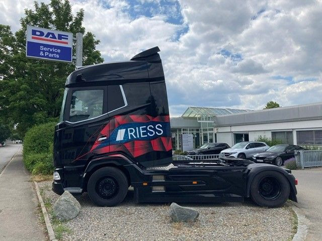 DAF XG 530 FT Vollluft Leder Kamera SpurH DAF XG 530 FT Vollluft Leder Kamera - Tractor truck: picture 2 DAF XG 530 FT Vollluft Leder Kamera SpurH DAF XG 530 FT Vollluft Leder Kamera - Tractor truck: picture 2