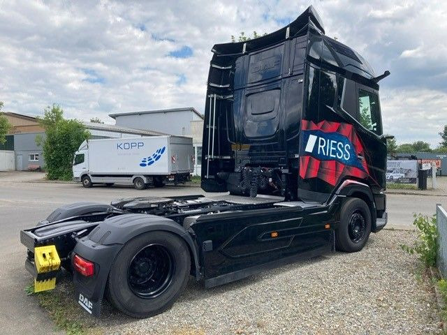 DAF XG 530 FT Vollluft Leder Kamera SpurH DAF XG 530 FT Vollluft Leder Kamera - Tractor truck: picture 4 DAF XG 530 FT Vollluft Leder Kamera SpurH DAF XG 530 FT Vollluft Leder Kamera - Tractor truck: picture 4