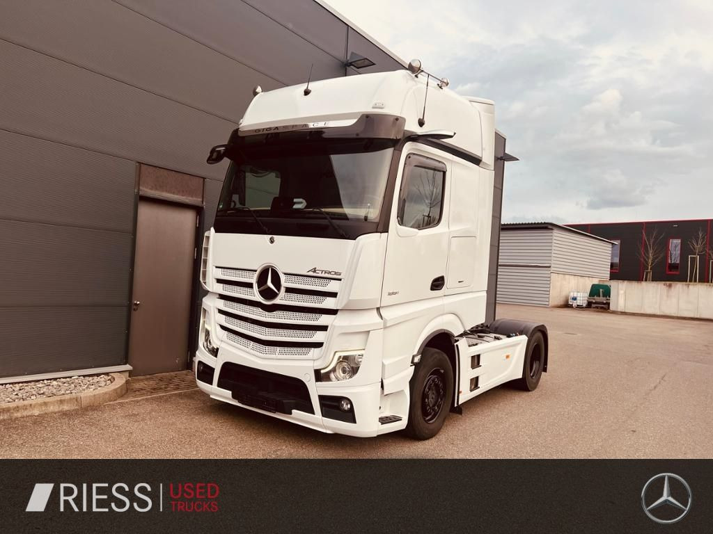 Mercedes-Benz 1851 LS GigaSpace Vollluft BiXenon KlimaA Navi Mercedes-Benz 1851 LS GigaSpace Vollluft BiXenon KlimaA Navi - Tractor truck: picture 4 Mercedes-Benz 1851 LS GigaSpace Vollluft BiXenon KlimaA Navi Mercedes-Benz 1851 LS GigaSpace Vollluft BiXenon KlimaA Navi - Tractor truck: picture 4