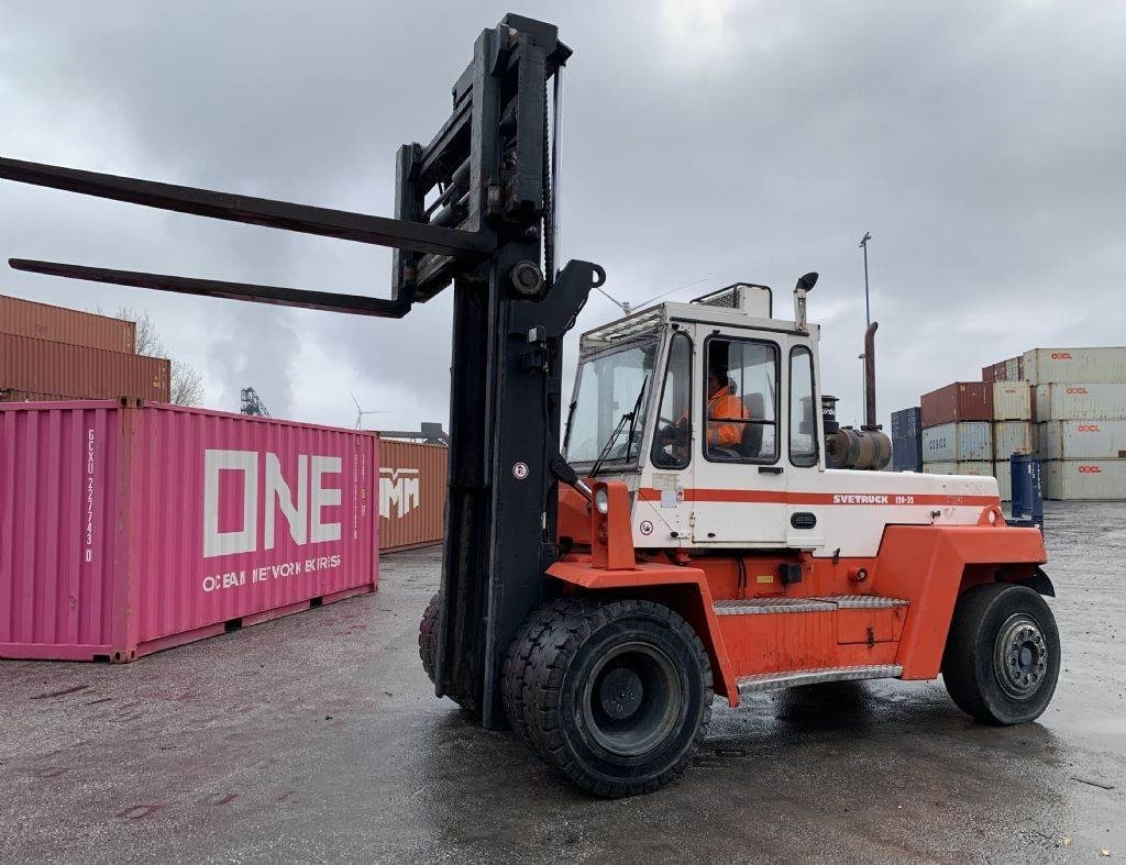 Svetruck 13,6-120-32 - Diesel forklift: picture 3 Svetruck 13,6-120-32 - Diesel forklift: picture 3