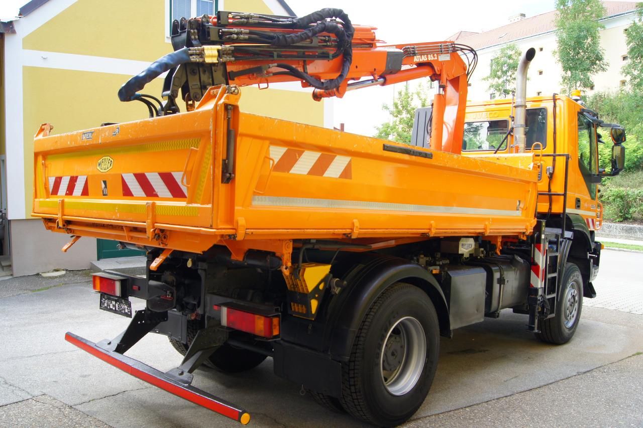 IVECO 190T33 Trakker 4x4/ATLAS 85.2/Euro5/Winterdienst/Streuer - Snow removal vehicle: picture 5 IVECO 190T33 Trakker 4x4/ATLAS 85.2/Euro5/Winterdienst/Streuer - Snow removal vehicle: picture 5