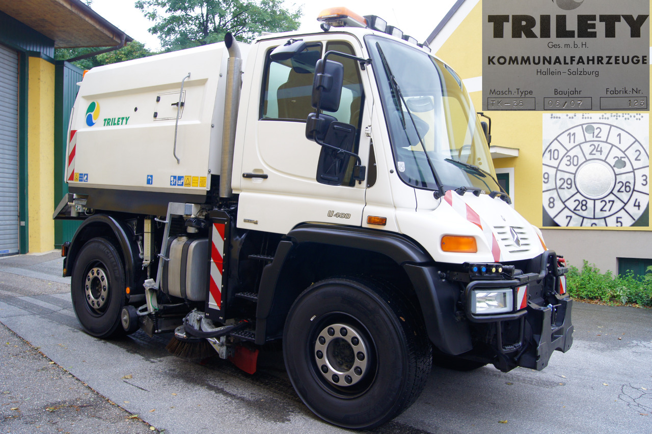 UNIMOG Unimog U400 + TRILETY Kehrmaschine/TÜV/EUR4/Leistungshydraulik - Road sweeper: picture 2 UNIMOG Unimog U400 + TRILETY Kehrmaschine/TÜV/EUR4/Leistungshydraulik - Road sweeper: picture 2