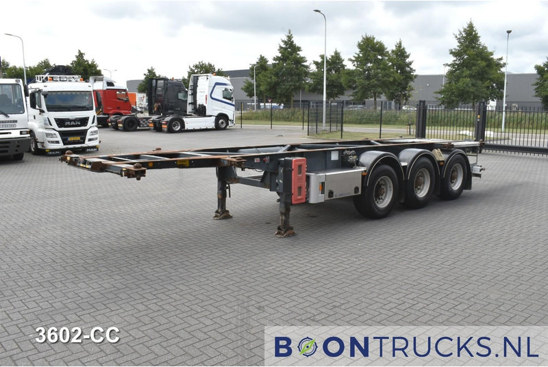 Container transporter/ Swap body semi-trailer Van Hool 3B0071 STACK PRICE € 11500 | 20-30ft * ADR: FL, AT, OX * 3840 KG * LIFT AXLE: picture 11 Container transporter/ Swap body semi-trailer Van Hool 3B0071 STACK PRICE € 11500 | 20-30ft * ADR: FL, AT, OX * 3840 KG * LIFT AXLE: picture 11