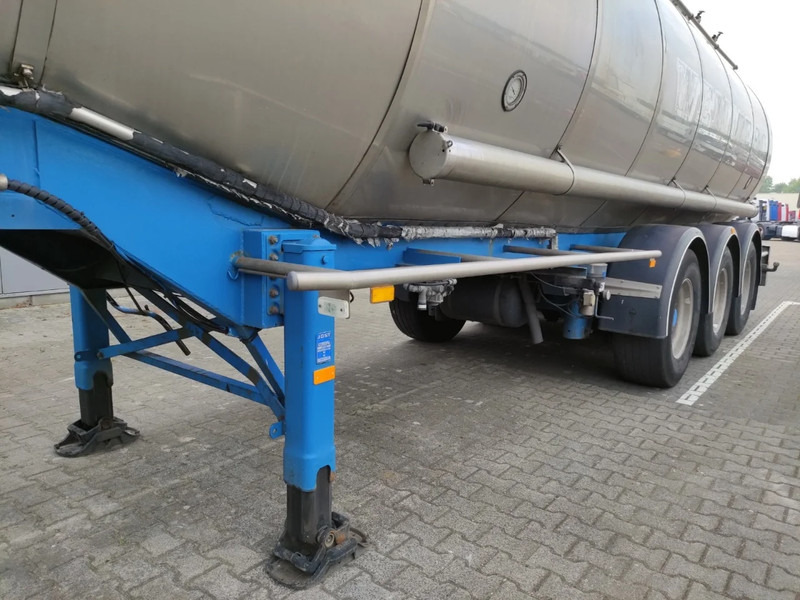 Burg 31500 liter 2 kamer tankoplegger - Tanker semi-trailer: picture 5 Burg 31500 liter 2 kamer tankoplegger - Tanker semi-trailer: picture 5