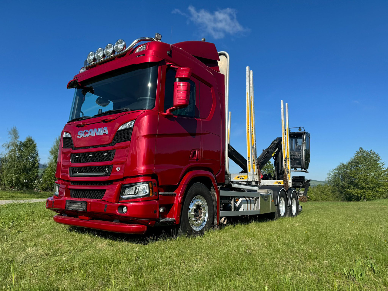SCANIA R580 XT V8 - Logging truck: picture 2 SCANIA R580 XT V8 - Logging truck: picture 2