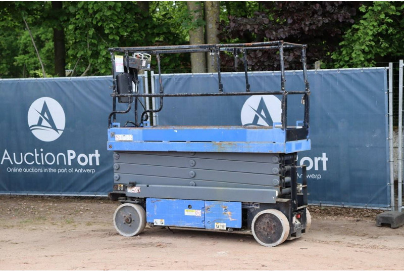 Aichi SV08CNL - Scissor lift: picture 3 Aichi SV08CNL - Scissor lift: picture 3