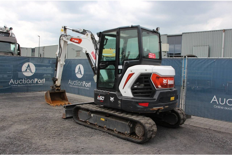 Bobcat E60 - Crawler excavator: picture 3 Bobcat E60 - Crawler excavator: picture 3