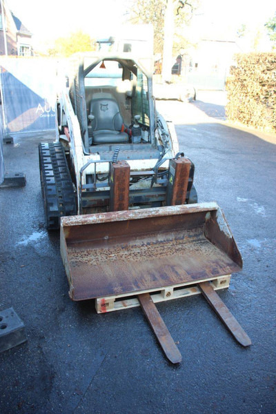 Crawler loader Bobcat T190: picture 6 Crawler loader Bobcat T190: picture 6