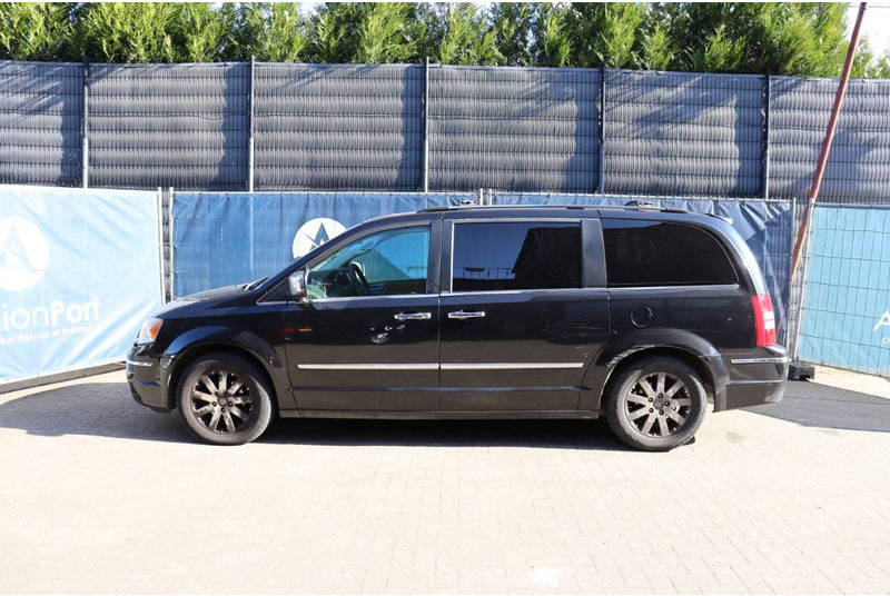 Chrysler Grand Voyager Slow'n Go - Car: picture 2 Chrysler Grand Voyager Slow'n Go - Car: picture 2