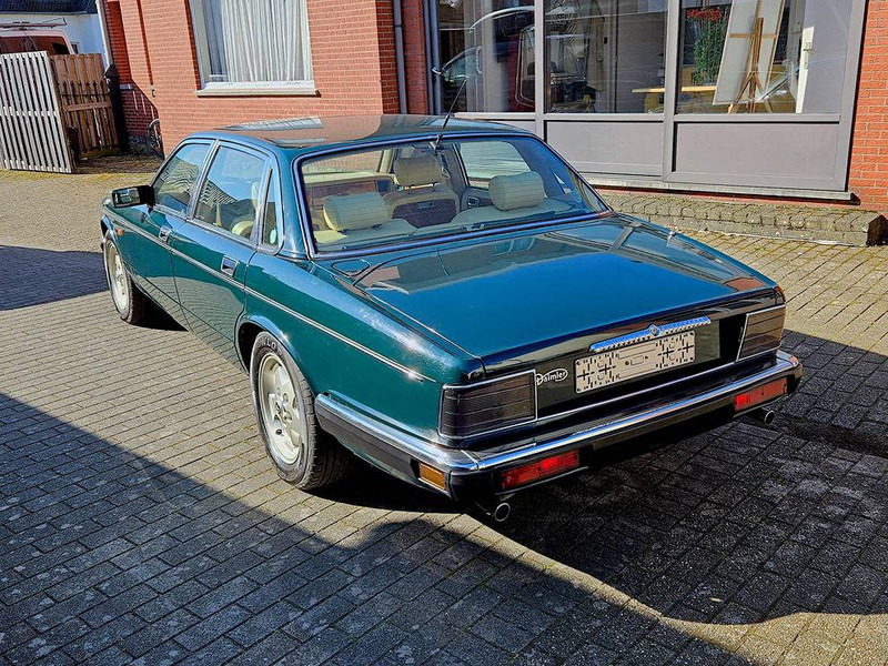 Daimler 4.0 - Sedan: picture 2 Daimler 4.0 - Sedan: picture 2