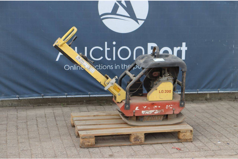 Dynapac LG 200 - Vibroplate: picture 1 Dynapac LG 200 - Vibroplate: picture 1