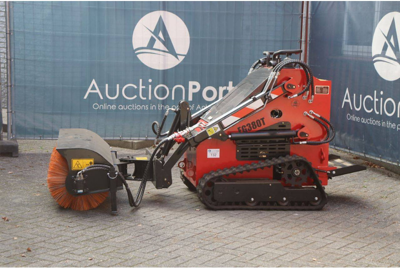 EGN EG380T - Crawler loader: picture 1 EGN EG380T - Crawler loader: picture 1