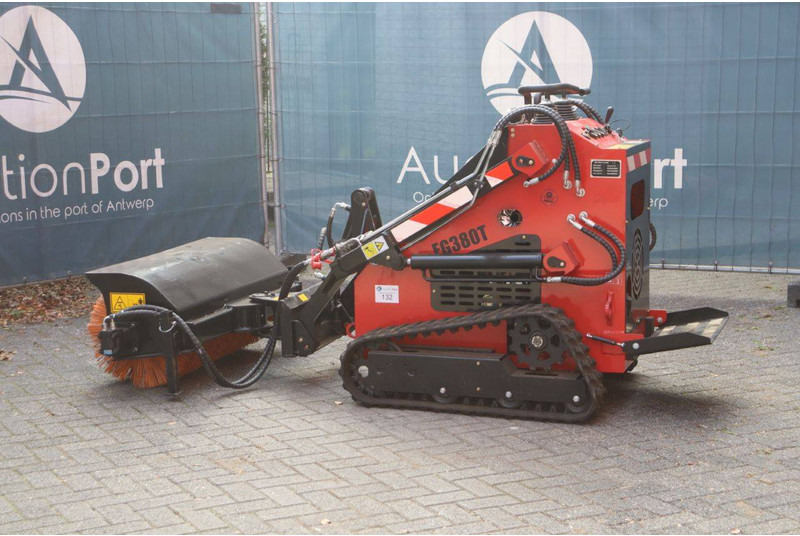 EGN EG380T - Crawler loader: picture 3 EGN EG380T - Crawler loader: picture 3