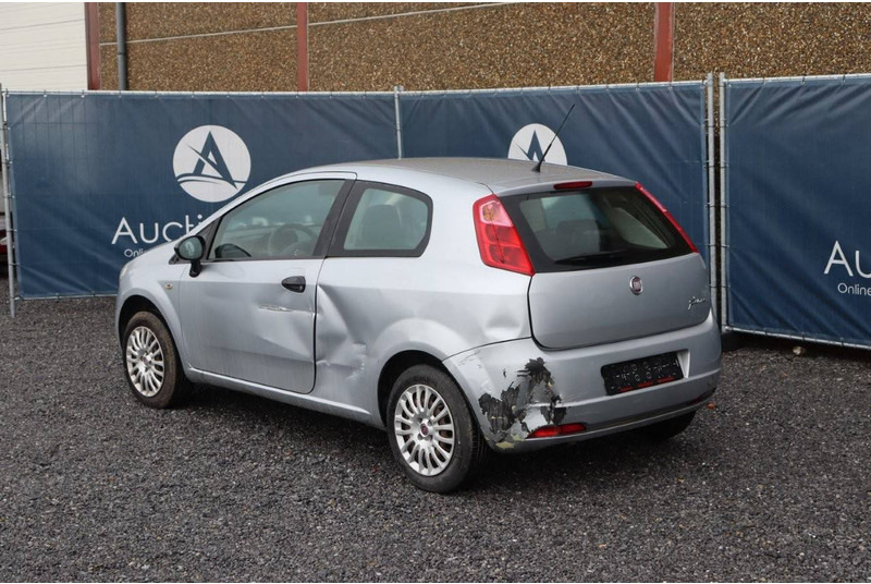 Fiat Punto - Sedan: picture 4 Fiat Punto - Sedan: picture 4