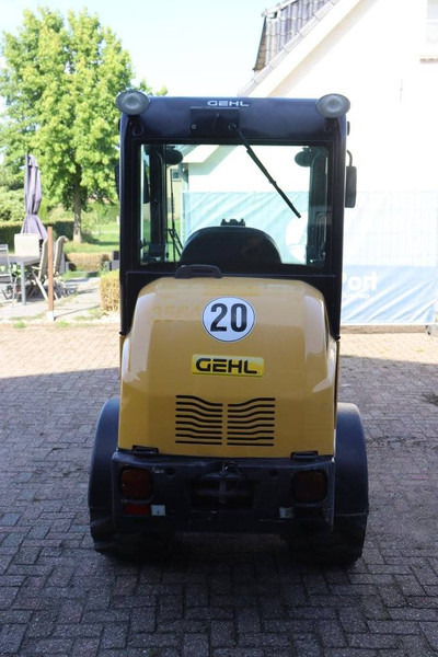 Gehl AL340 - Wheel loader: picture 5 Gehl AL340 - Wheel loader: picture 5