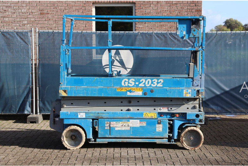 Genie GS-2032 - Scissor lift: picture 2 Genie GS-2032 - Scissor lift: picture 2