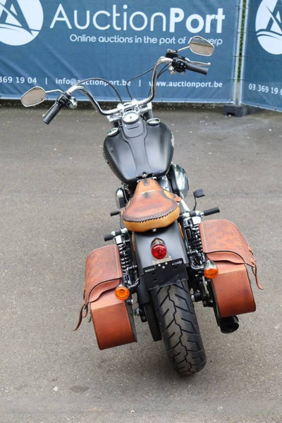 Harley-Davidson Dyna Street Bob - Motorcycle: picture 5 Harley-Davidson Dyna Street Bob - Motorcycle: picture 5