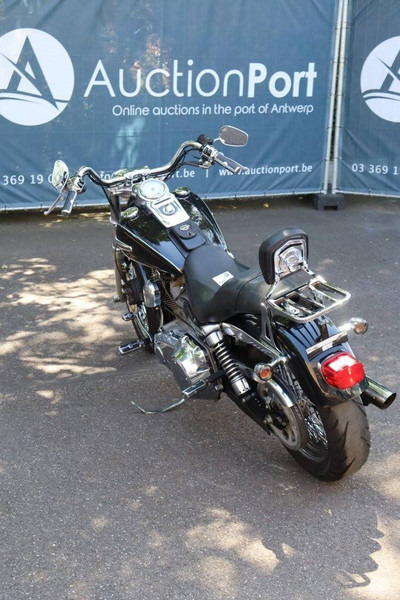 Harley-Davidson Dyna Super Glide - Motorcycle: picture 5 Harley-Davidson Dyna Super Glide - Motorcycle: picture 5