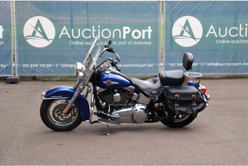 Harley-Davidson Heritage Softail Classic - Motorcycle: picture 1 Harley-Davidson Heritage Softail Classic - Motorcycle: picture 1