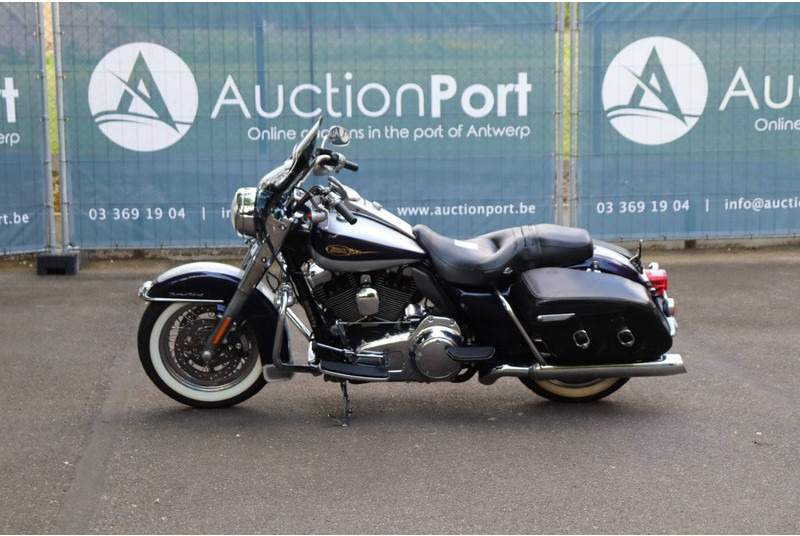 Harley-Davidson Road King Classic TOuring - Motorcycle: picture 2 Harley-Davidson Road King Classic TOuring - Motorcycle: picture 2
