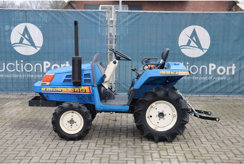 Iseki Landhope 140 - Farm tractor: picture 2 Iseki Landhope 140 - Farm tractor: picture 2